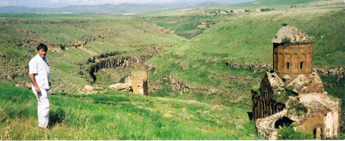 Agos başyazı - Sekiz değil yüz yıl oldu